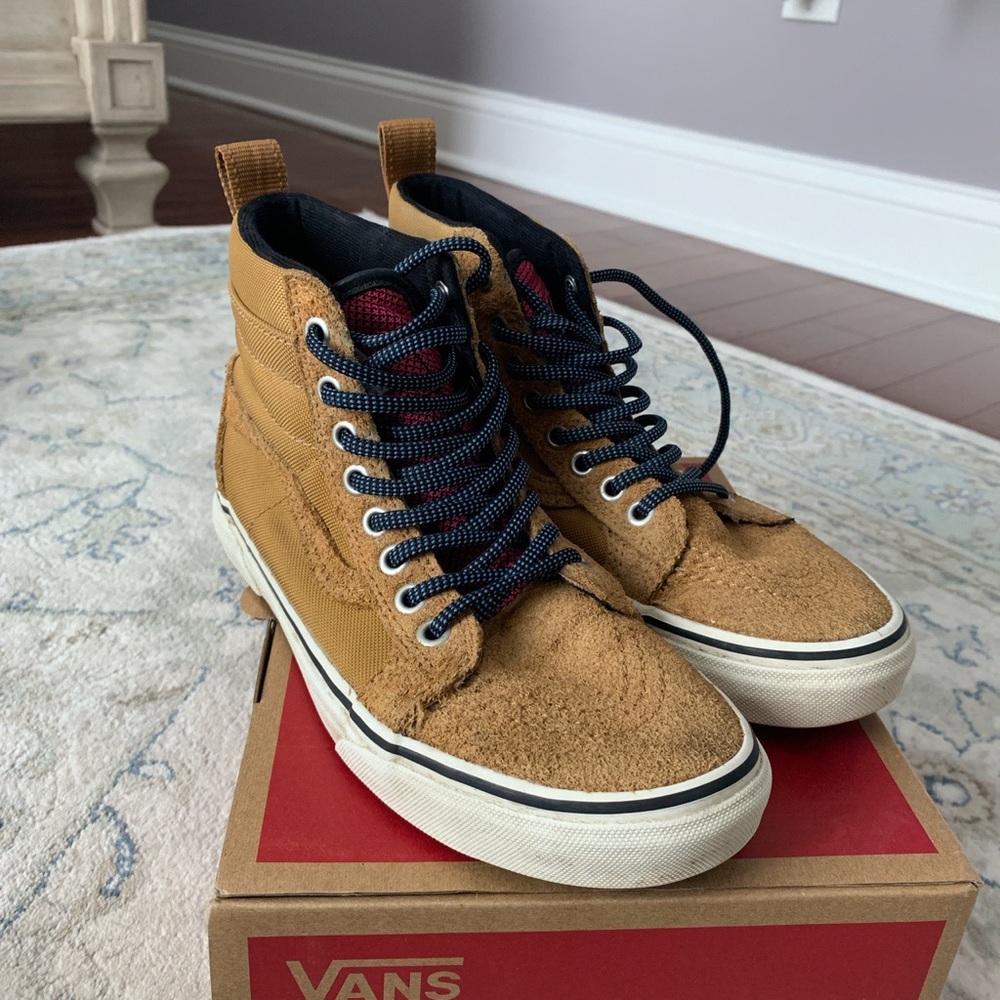 Sk8-Hi MTE Vans